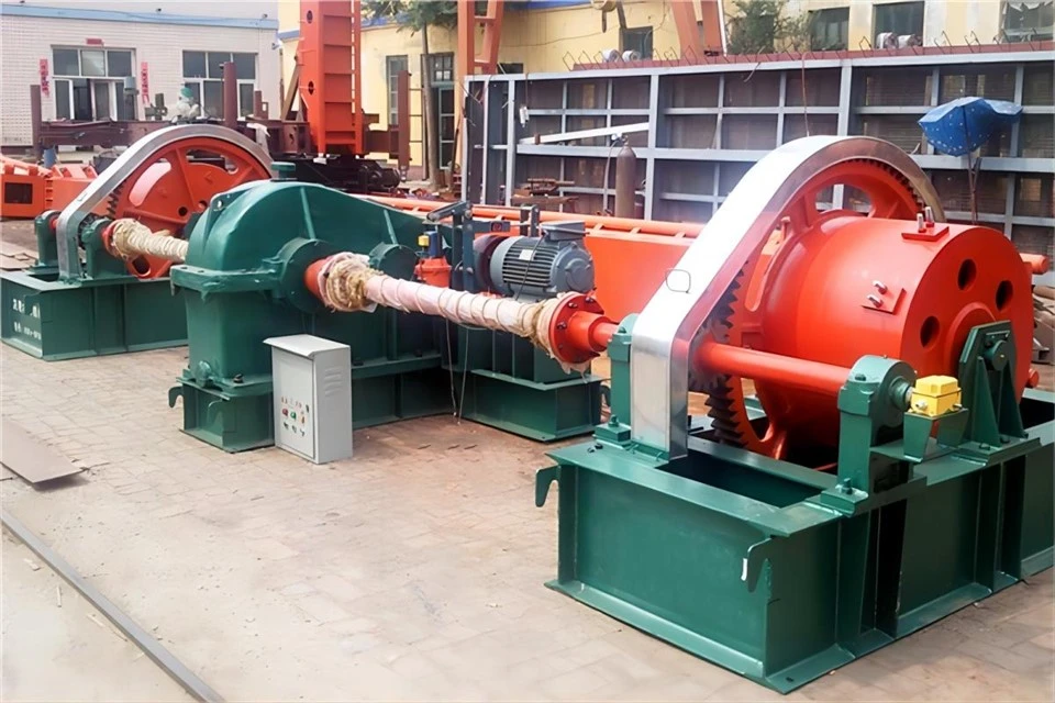 QPQ   Gate   Hoist